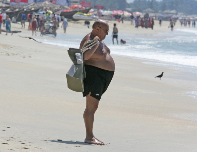 How not to wear a man bag 